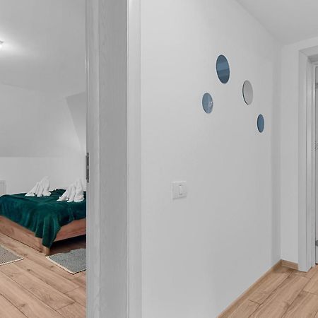 Two Bedrooms Hytta Apartment سِنايا المظهر الخارجي الصورة